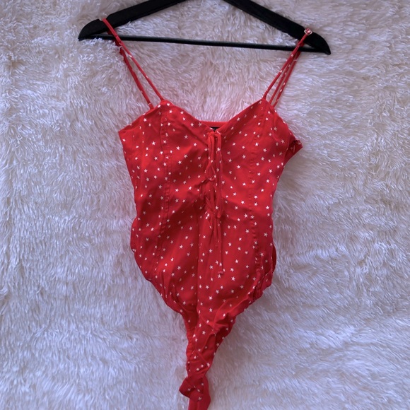 Zara red bodysuit w/ white stars - Picture 5 of 12